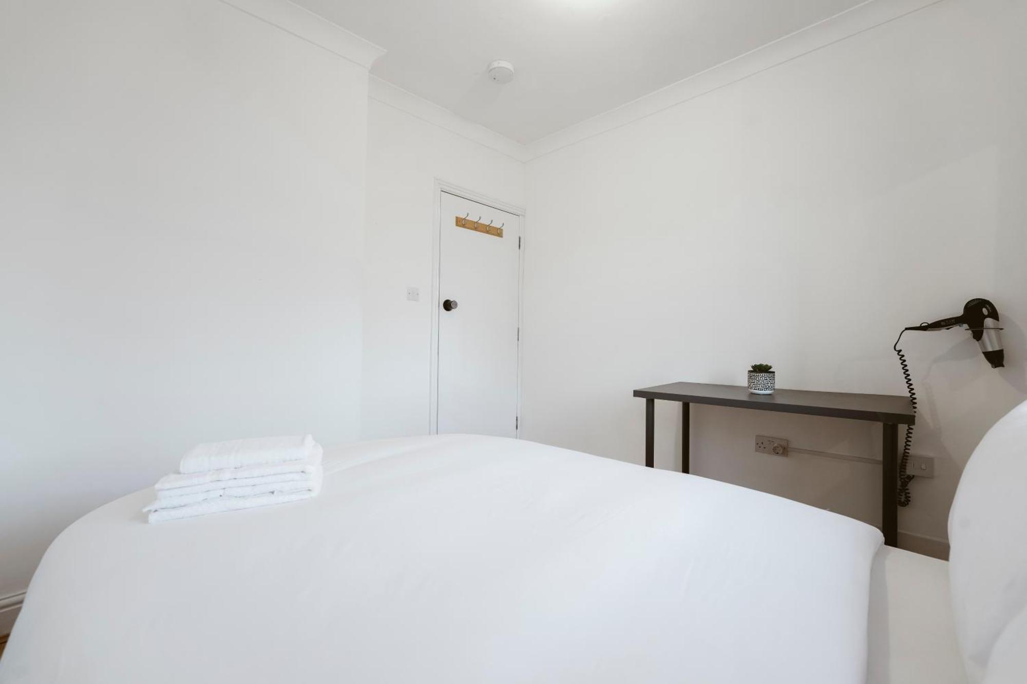 Stratford Double Rooms - 29 Londra Dış mekan fotoğraf